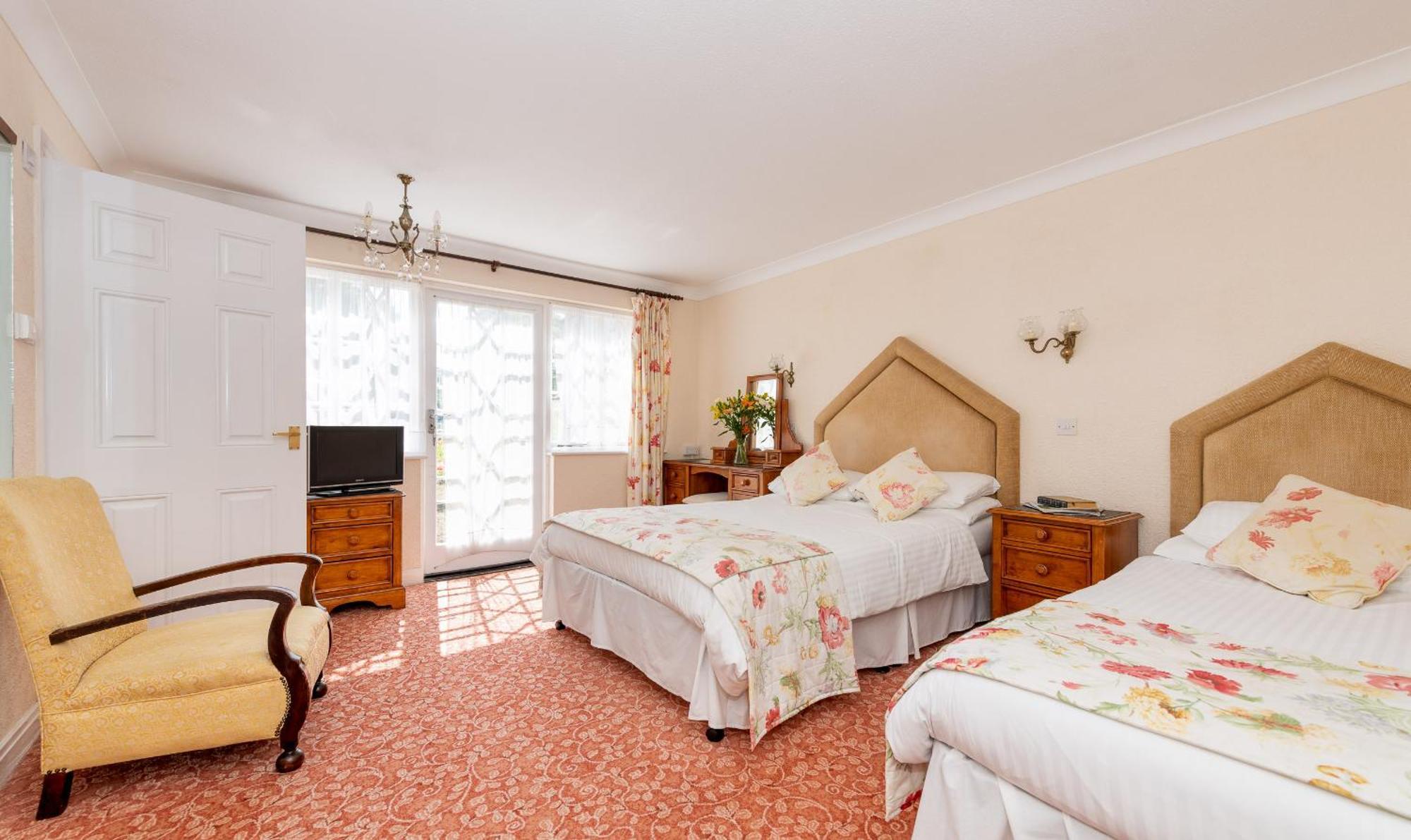 סידמות' Royal Glen Hotel מראה חיצוני תמונה